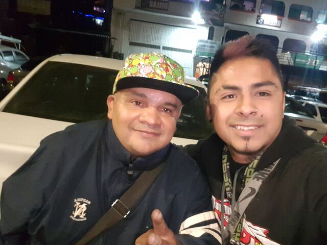 rumba caliente 
la sintonia